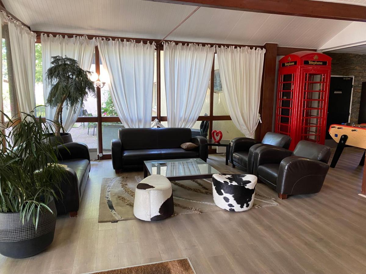 Enzo Hotels Diane - Logis Amnéville Esterno foto