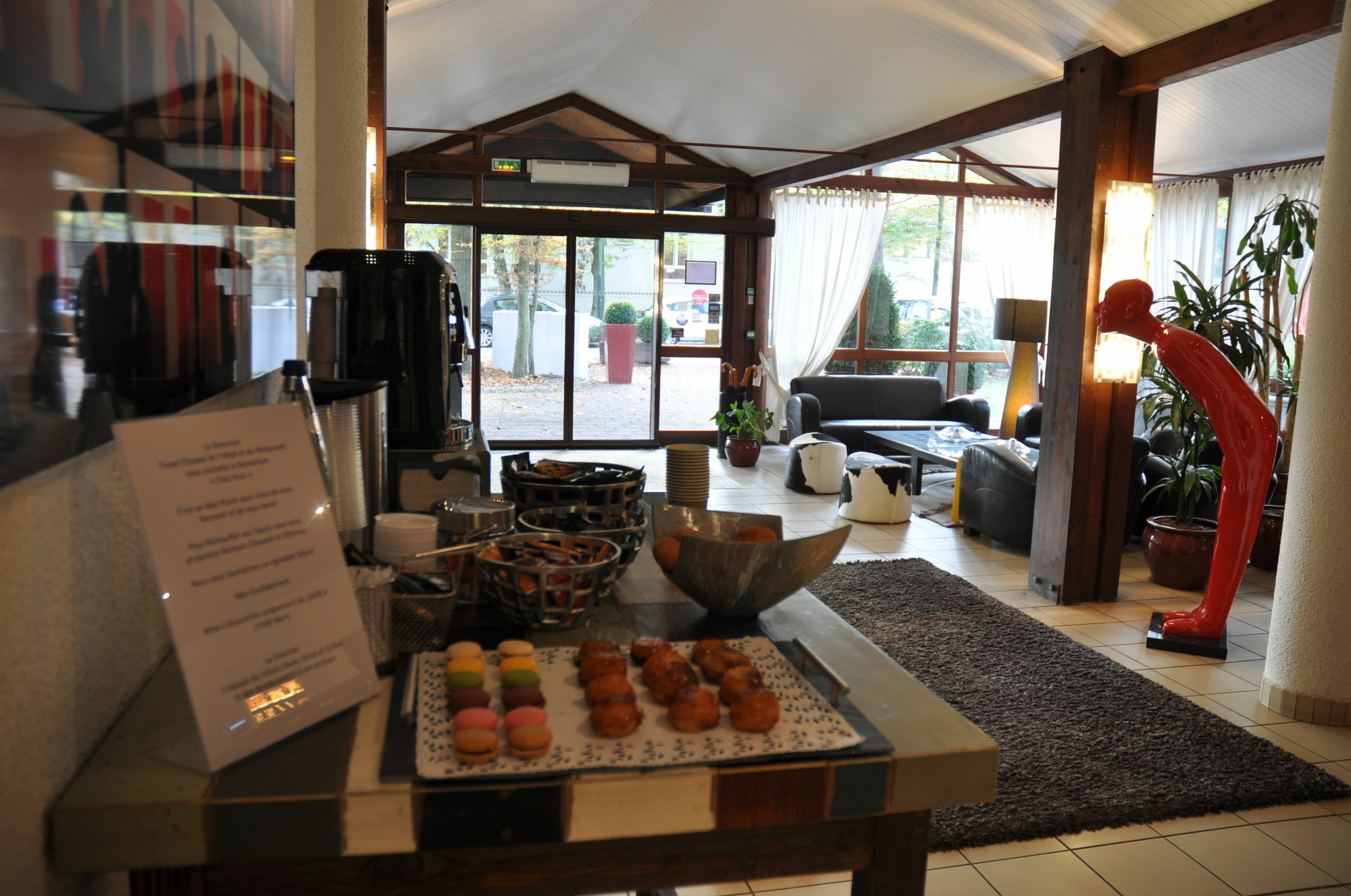 Enzo Hotels Diane - Logis Amnéville Esterno foto